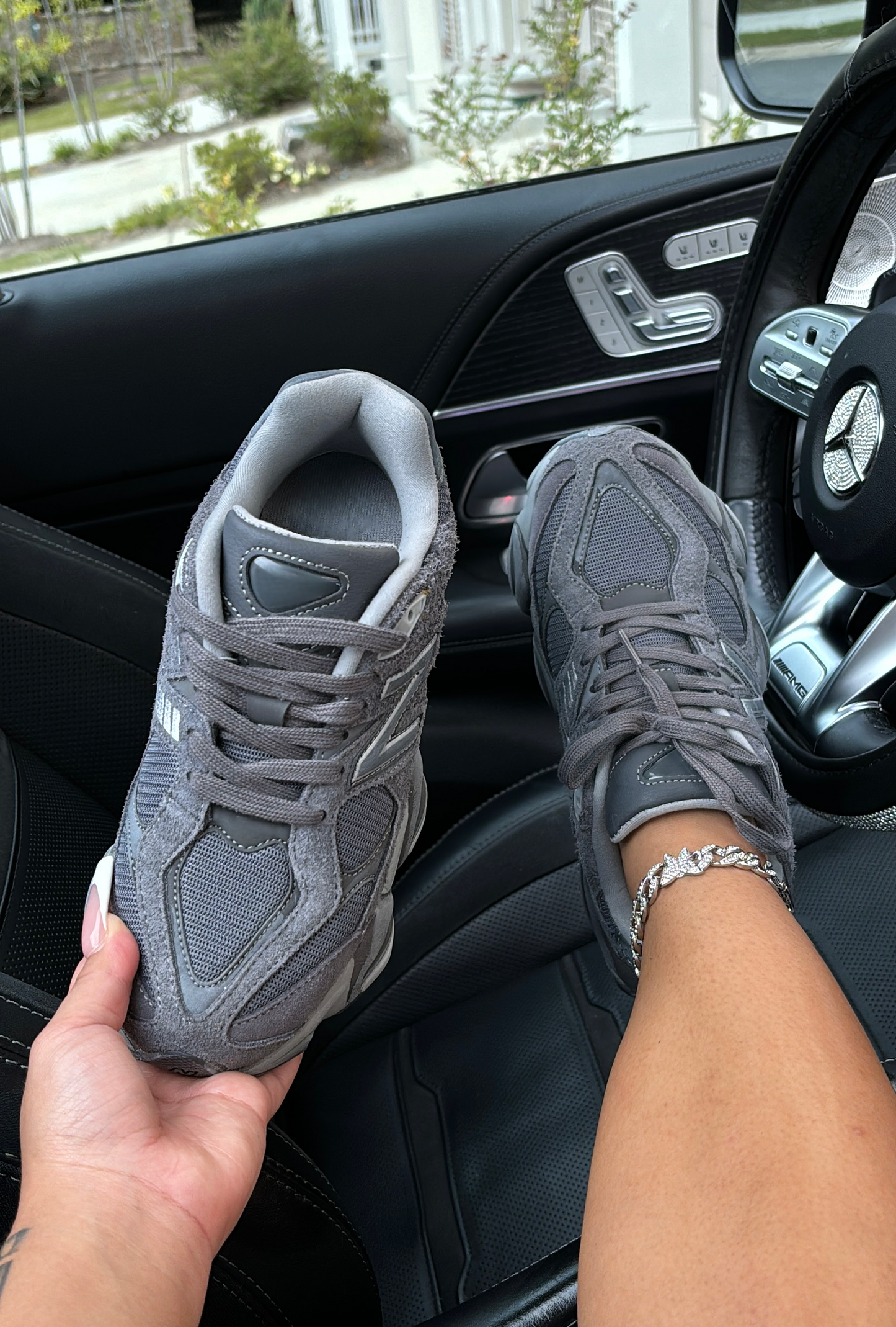 dark gray nb sneakers