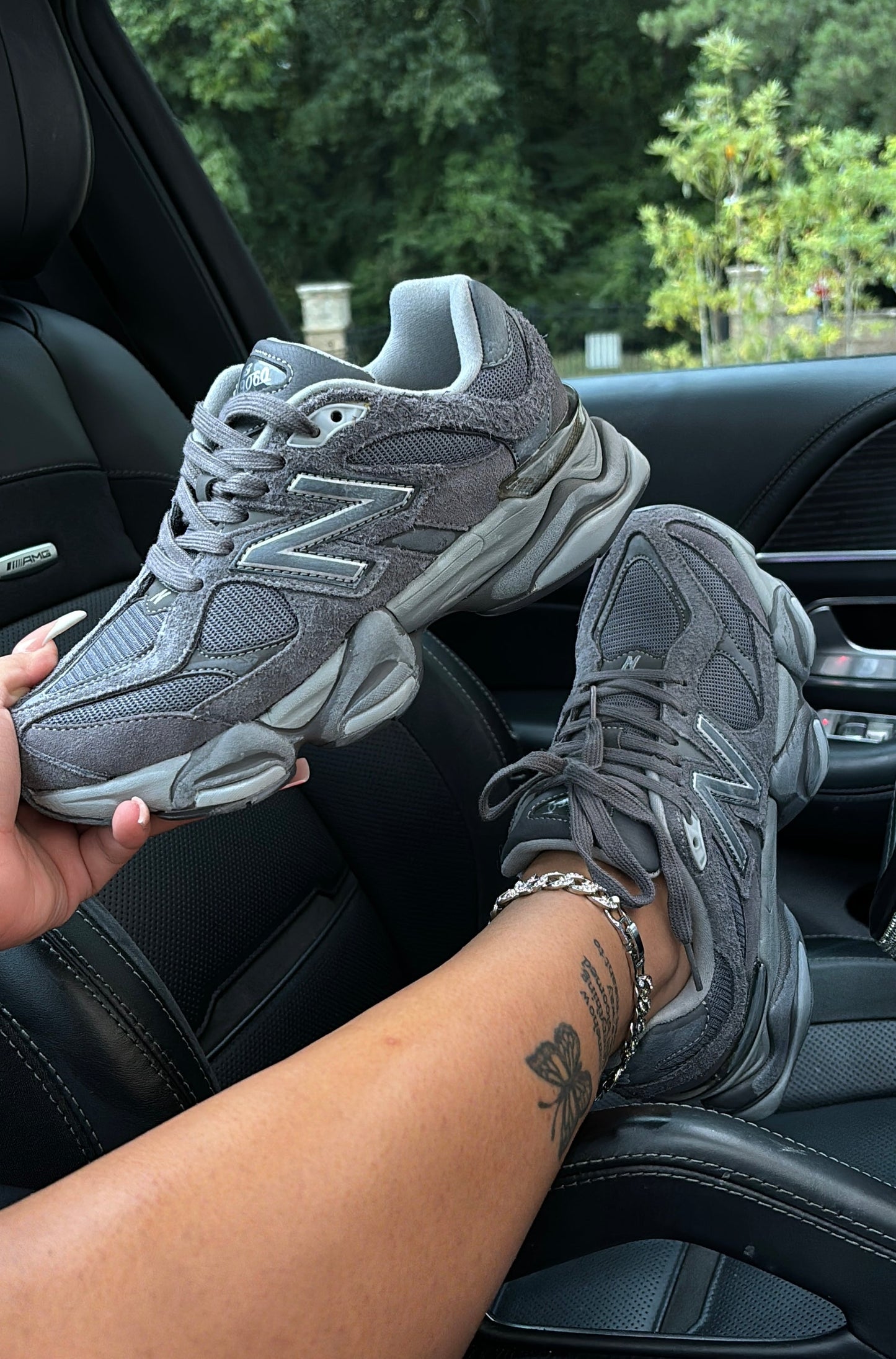 dark gray nb sneakers