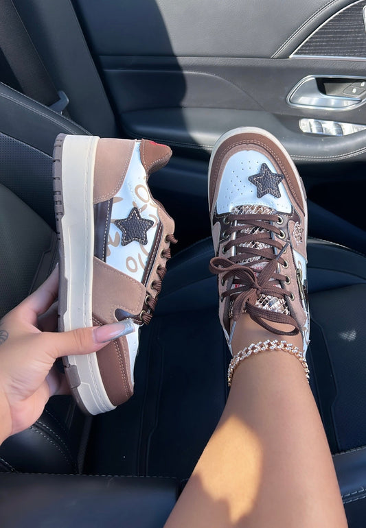 brown star sneakers