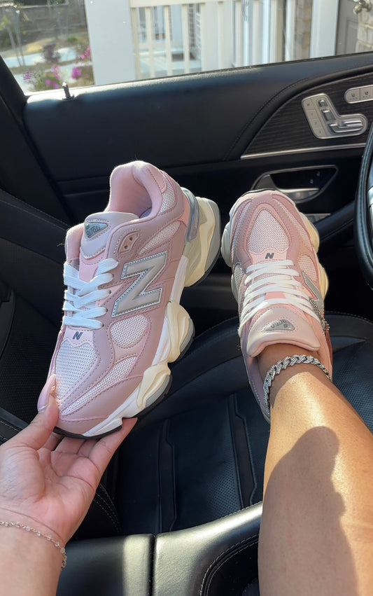 pink & gray nb sneakers