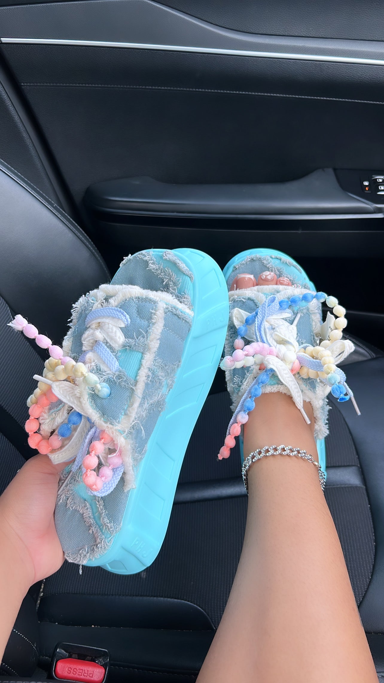 yarn colorful platforms