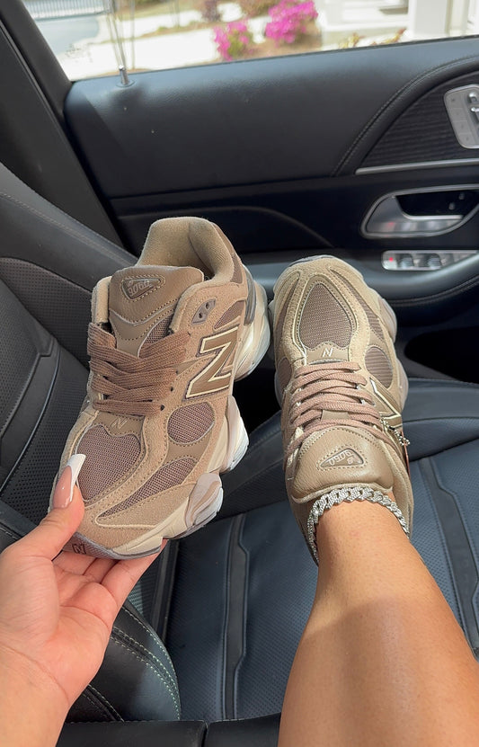 brown nb sneakers