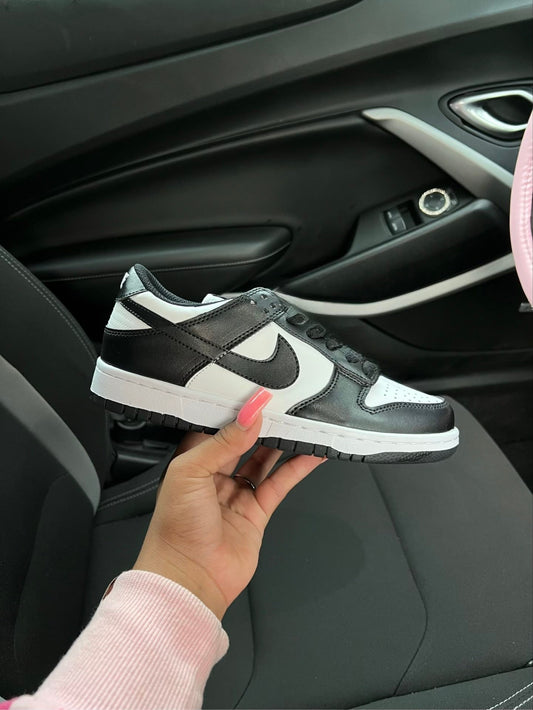 dunks (all colors)