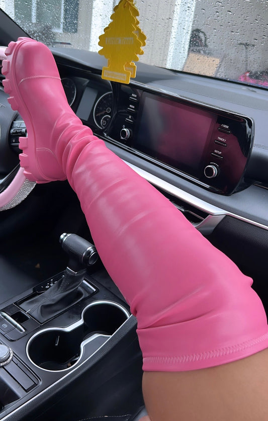 over the knee sleeve boots
