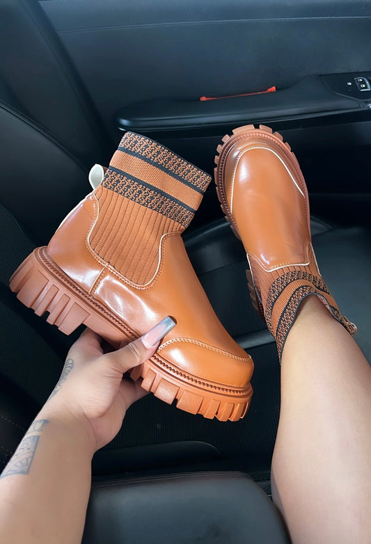 fall shortie boots