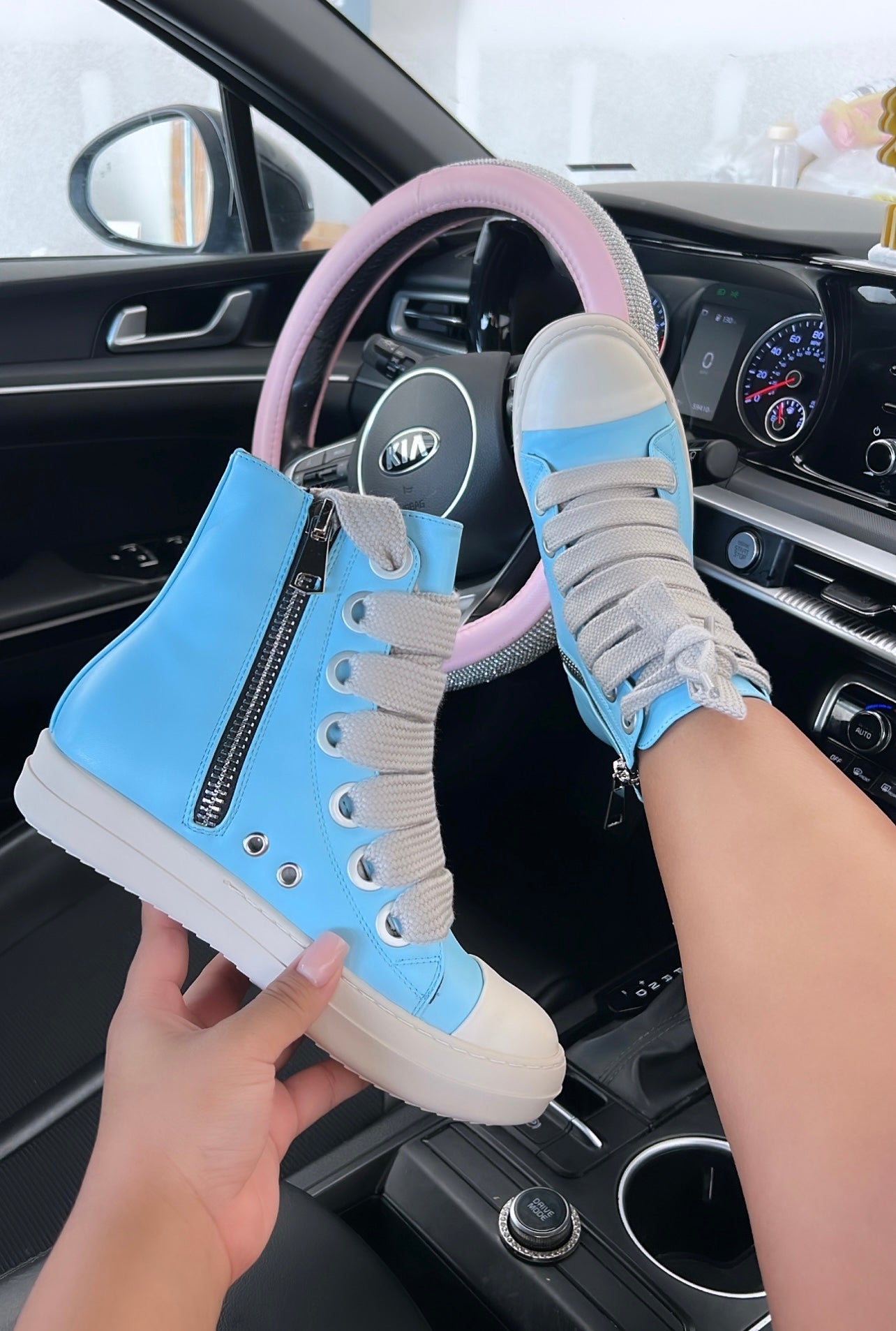 thick laced rickys